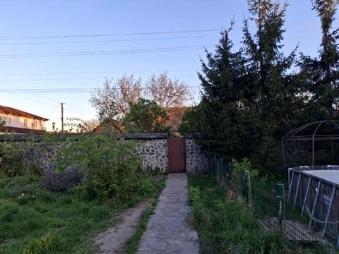 будинок за адресою Небесної Сотні вул. (Паризької Комуни)