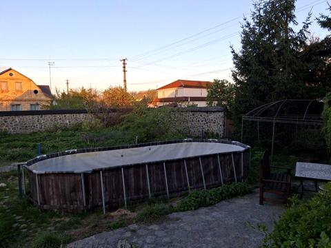 будинок за адресою Небесної Сотні вул. (Паризької Комуни)