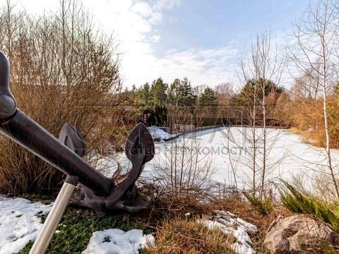 будинок за адресою Небесної Сотні вул. (Паризької Комуни)