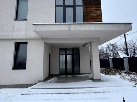будинок за адресою Весняна