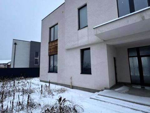 будинок за адресою Центральна