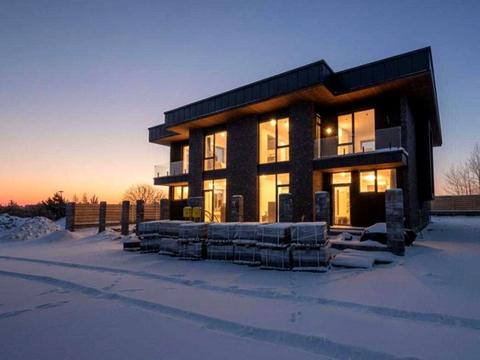 будинок за адресою Центральна