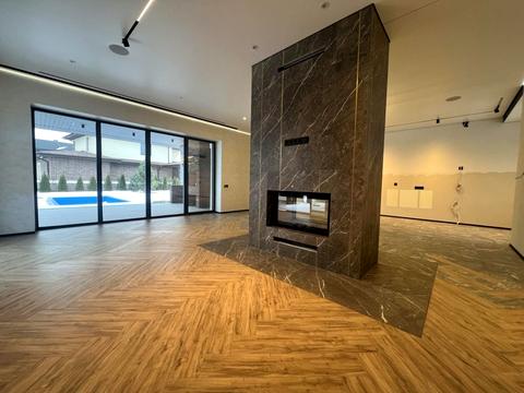 будинок за адресою Зоряна вул.