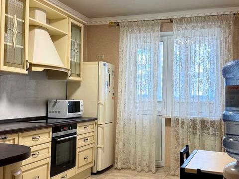 квартира за адресою Срібнокільська вул., 1