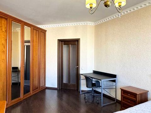 квартира за адресою Срібнокільська вул., 1