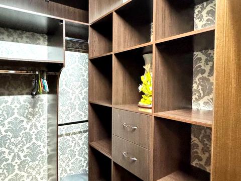 квартира за адресою Срібнокільська вул., 1