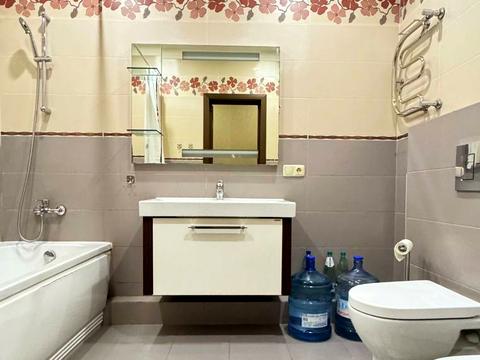 квартира за адресою Срібнокільська вул., 1