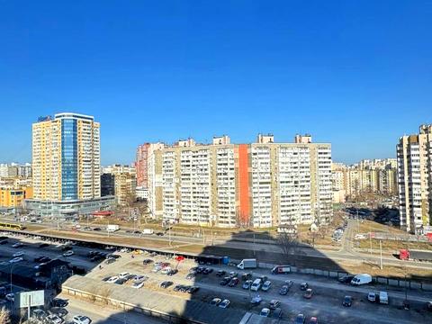 квартира за адресою Срібнокільська вул., 1