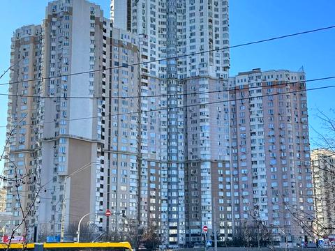 квартира за адресою Срібнокільська вул., 1