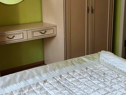 квартира за адресою Стадіонна вул., 13