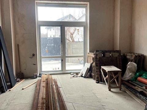 комерційна за адресою Київська вул., 262