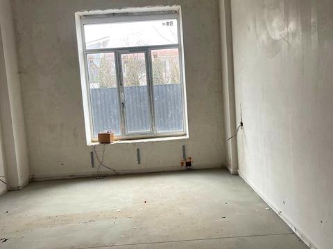 комерційна за адресою Київська вул., 262