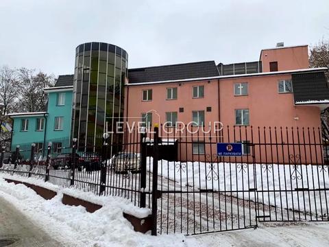 коммерческая по адресу Задорожный пер., 1а