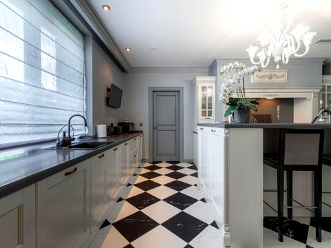 будинок за адресою Лісова вул.