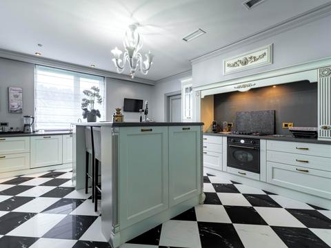 будинок за адресою Лісова вул.