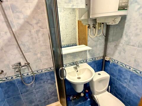 квартира за адресою Дніпро, Богдана Хмельницького просп. (Героїв Сталінграда), 8-Б