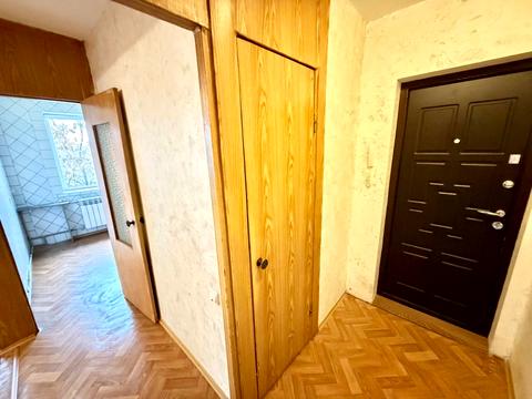 квартира за адресою Дніпро, Богдана Хмельницького просп. (Героїв Сталінграда), 8-Б