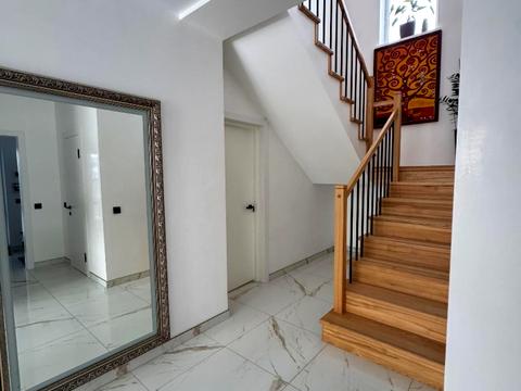 дом по адресу Старокиевская ул. (Ватутіна)