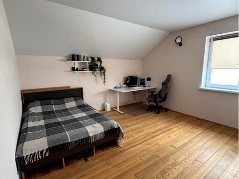 дом по адресу Старокиевская ул. (Ватутіна)