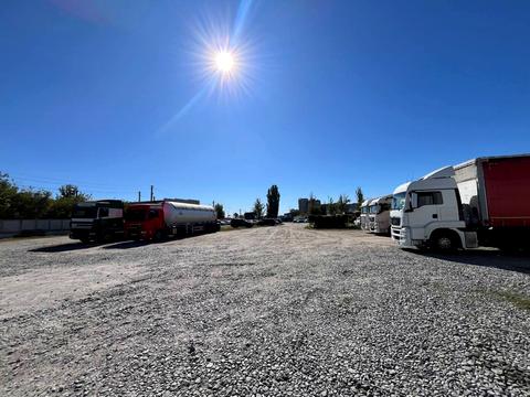 участок по адресу Молодіжна ул.