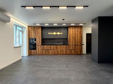 квартира по адресу Весняна ул., 12