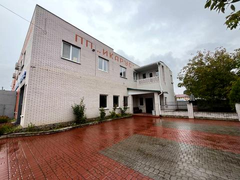 коммерческая по адресу Молодіжна ул., 33