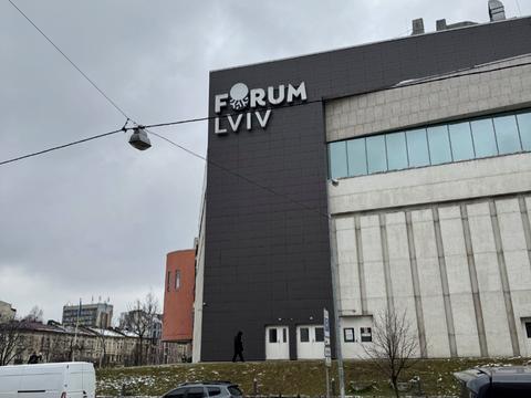 коммерческая по адресу Під Дубом, 6