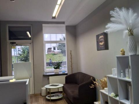 коммерческая по адресу Під Дубом, 6