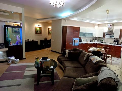 квартира за адресою Олександра Олеся вул., 25д