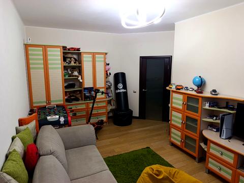 квартира за адресою Олександра Олеся вул., 25д