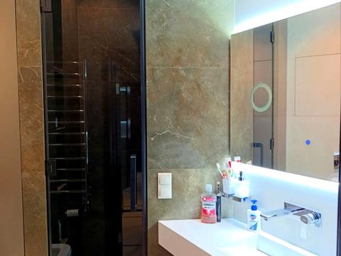 квартира за адресою Олександра Олеся вул., 25д