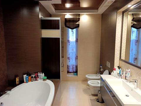 квартира за адресою Олександра Олеся вул., 25д