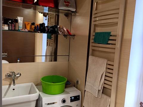 квартира за адресою Олександра Олеся вул., 25д