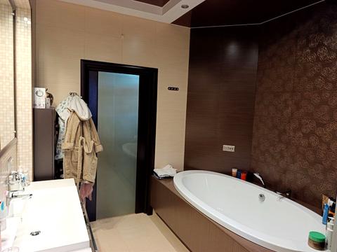 квартира за адресою Олександра Олеся вул., 25д