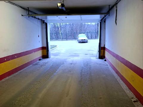 квартира за адресою Олександра Олеся вул., 25д