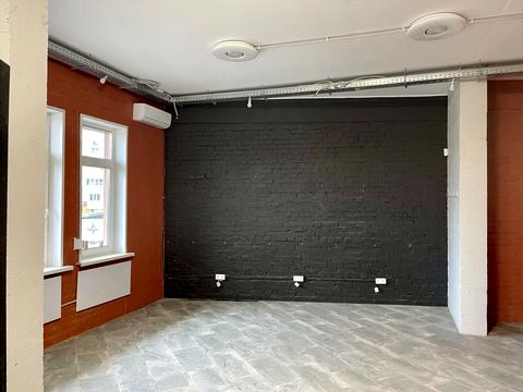 коммерческая по адресу Иорданская ул. (Лайоша Гавро), 1