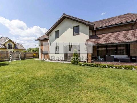 будинок за адресою с. Романків, Лісова вул.