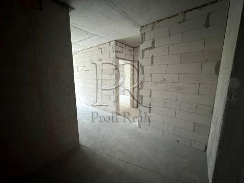 квартира за адресою Причальна вул., 8