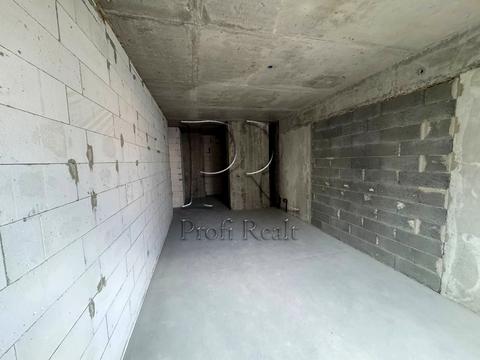 квартира за адресою Причальна вул., 8