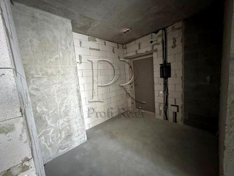 квартира за адресою Причальна вул., 8