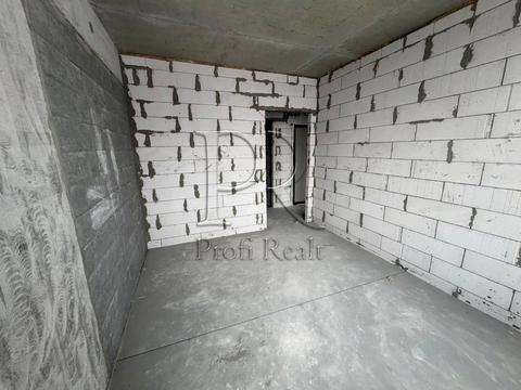 квартира за адресою Причальна вул., 14