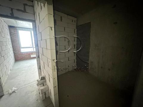 квартира за адресою Причальна вул., 14