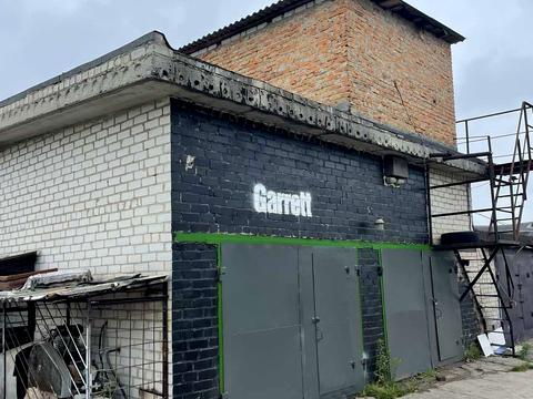 паркомісце за адресою Різдвяна вул., 171