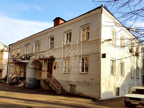 комерційна за адресою Євгена Чикаленка вул. (Пушкінська), 32-А