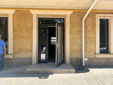 коммерческая по адресу Маланова пер., (Будинок)