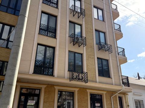 коммерческая по адресу Маланова пер., (Будинок)