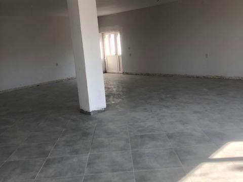 комерційна за адресою Головна, 10