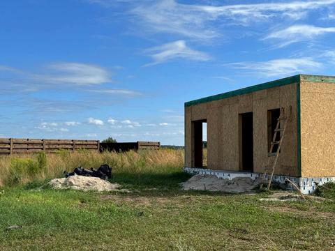 участок по адресу Хуторская ул. (Жовтнева)