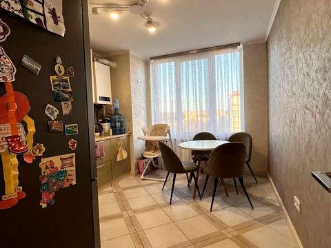 квартира за адресою Івана Величковського вул., 70а