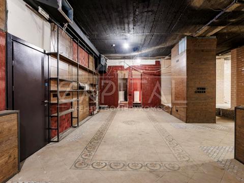 комерційна за адресою Музейний пров., 4